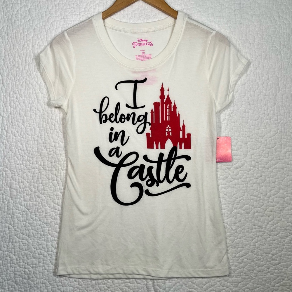 Disney Princess I belong in a Castle T shirt Women’s M (7/9) NWT